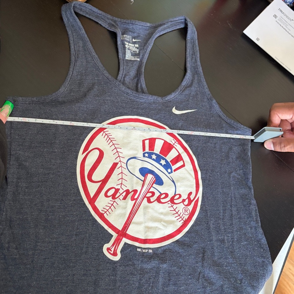 Nike Navy Yankees Graphic Racerback Tank - Picture 5 of 6